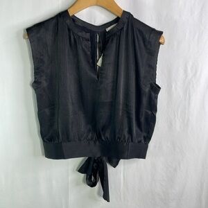 NWT Choklate black sleeveless cropped keyhole opening  top blouse